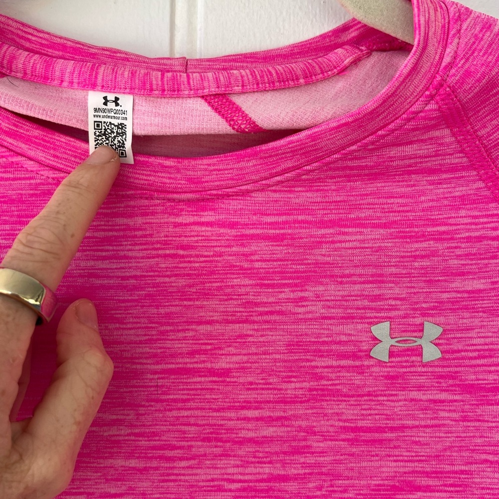 Like New Under Armour Cold Gear Long Sleeve Running Shirt - Pink XS - Picture 2 of 5